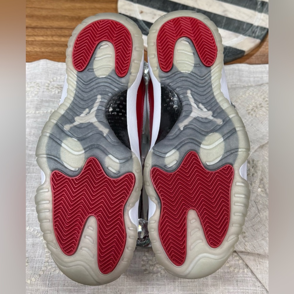 NIKE AIR JORDAN RETRO 11 LOW “CHERRY" 2016 MENS SZ 10.5 BRAND NEW 100% AUTHENTIC - Picture 11 of 12